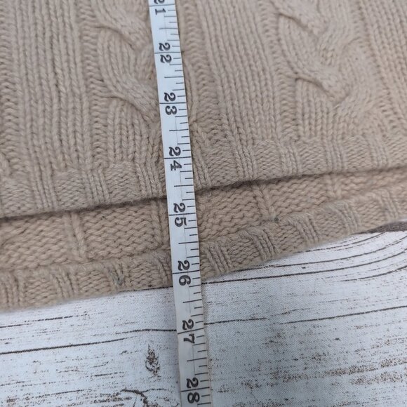 Vintage Abercrombie and Fitch Tan V Neck Sweater Lambswool Blend Size Large - Picture 5 of 6